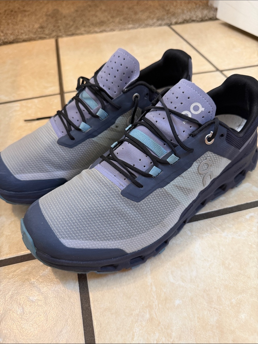 On Running Mens Athletic Shoes - Picture 2 of 5